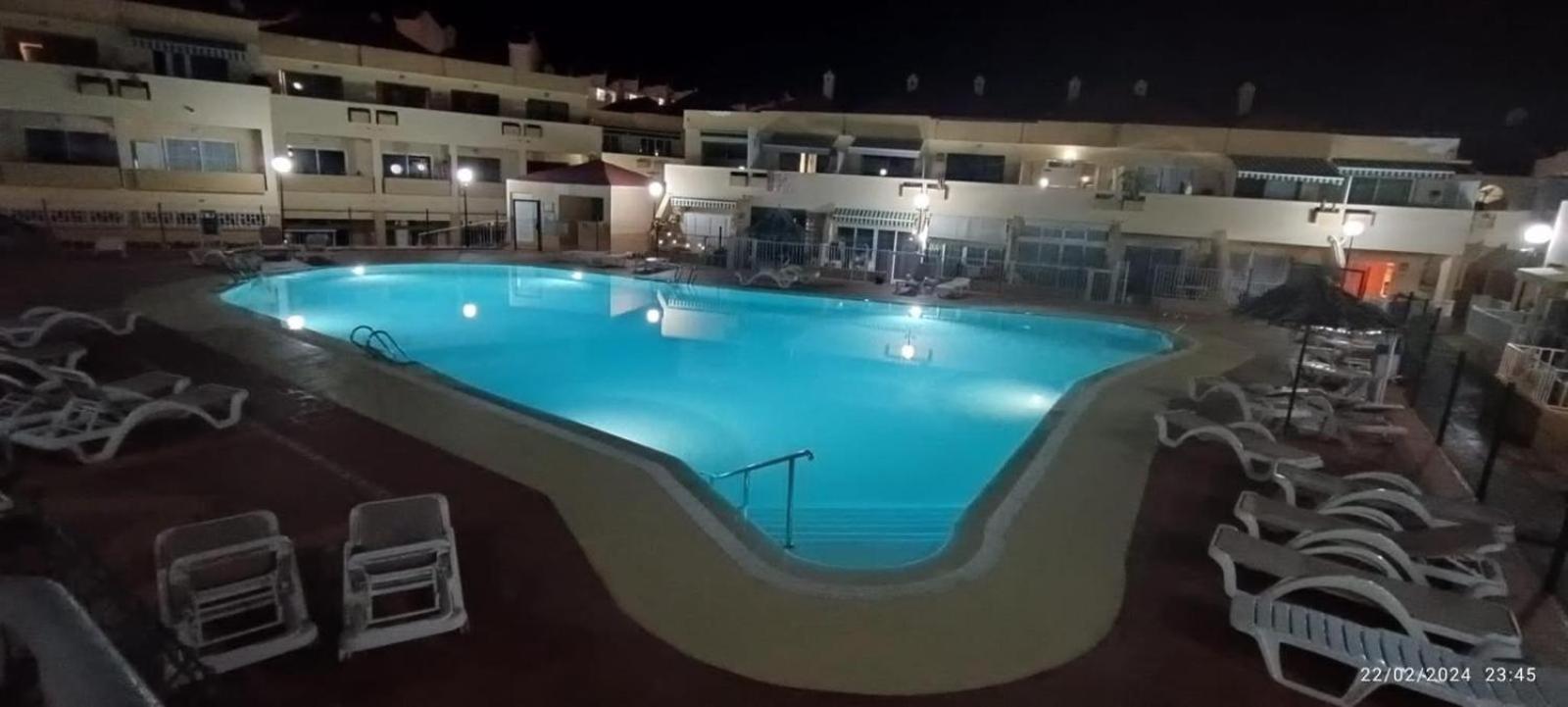 Sunny Pool View & Airco Apartament Symon Mareverde アデヘ エクステリア 写真