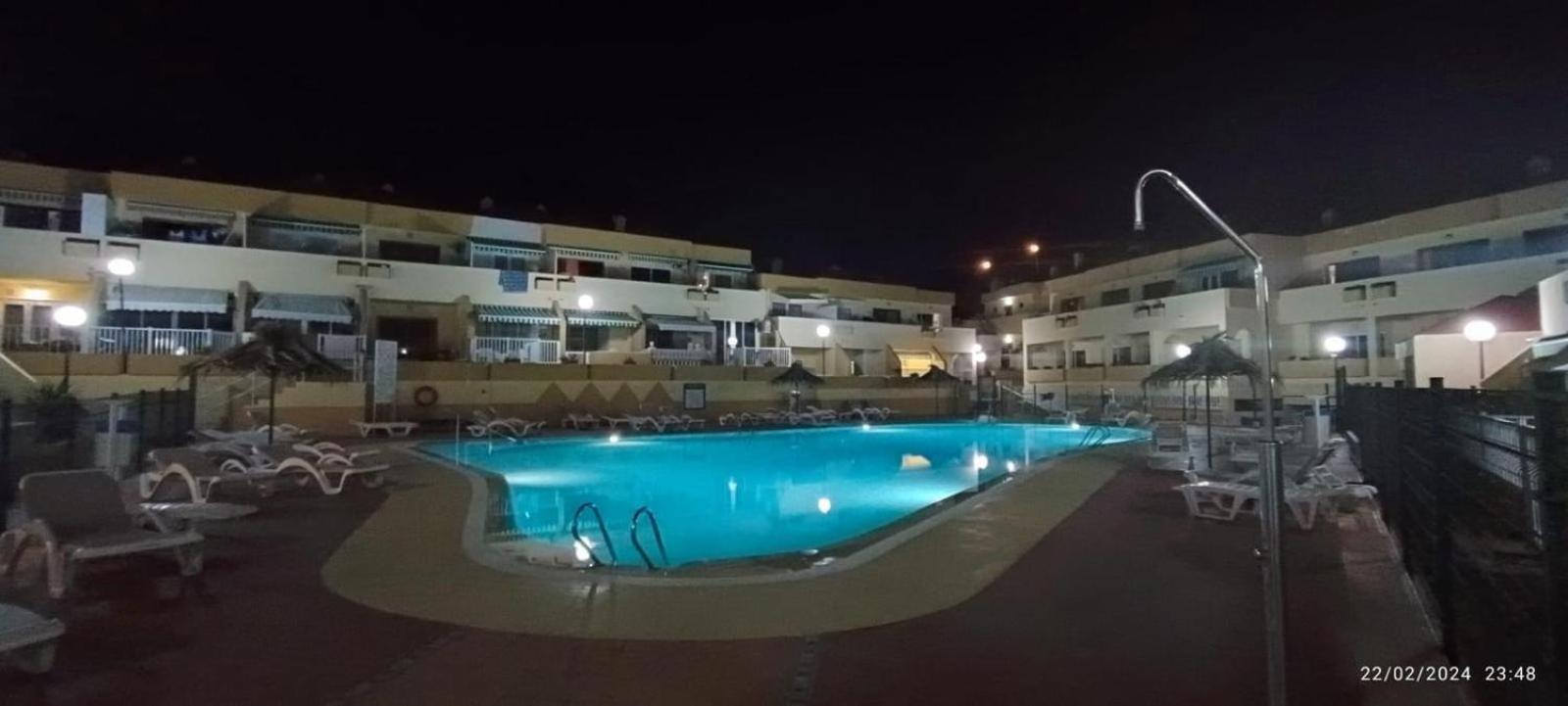 Sunny Pool View & Airco Apartament Symon Mareverde アデヘ エクステリア 写真