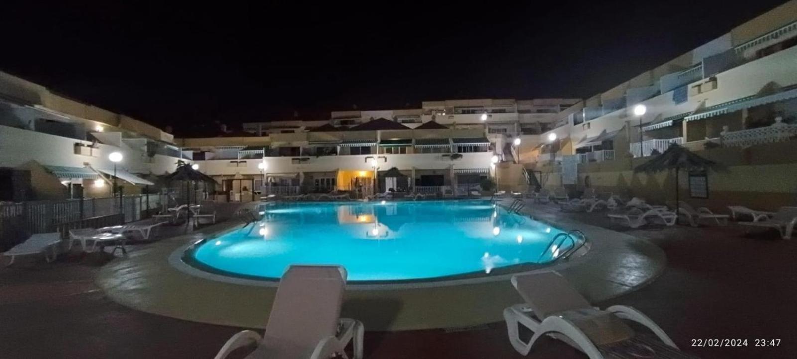Sunny Pool View & Airco Apartament Symon Mareverde アデヘ エクステリア 写真