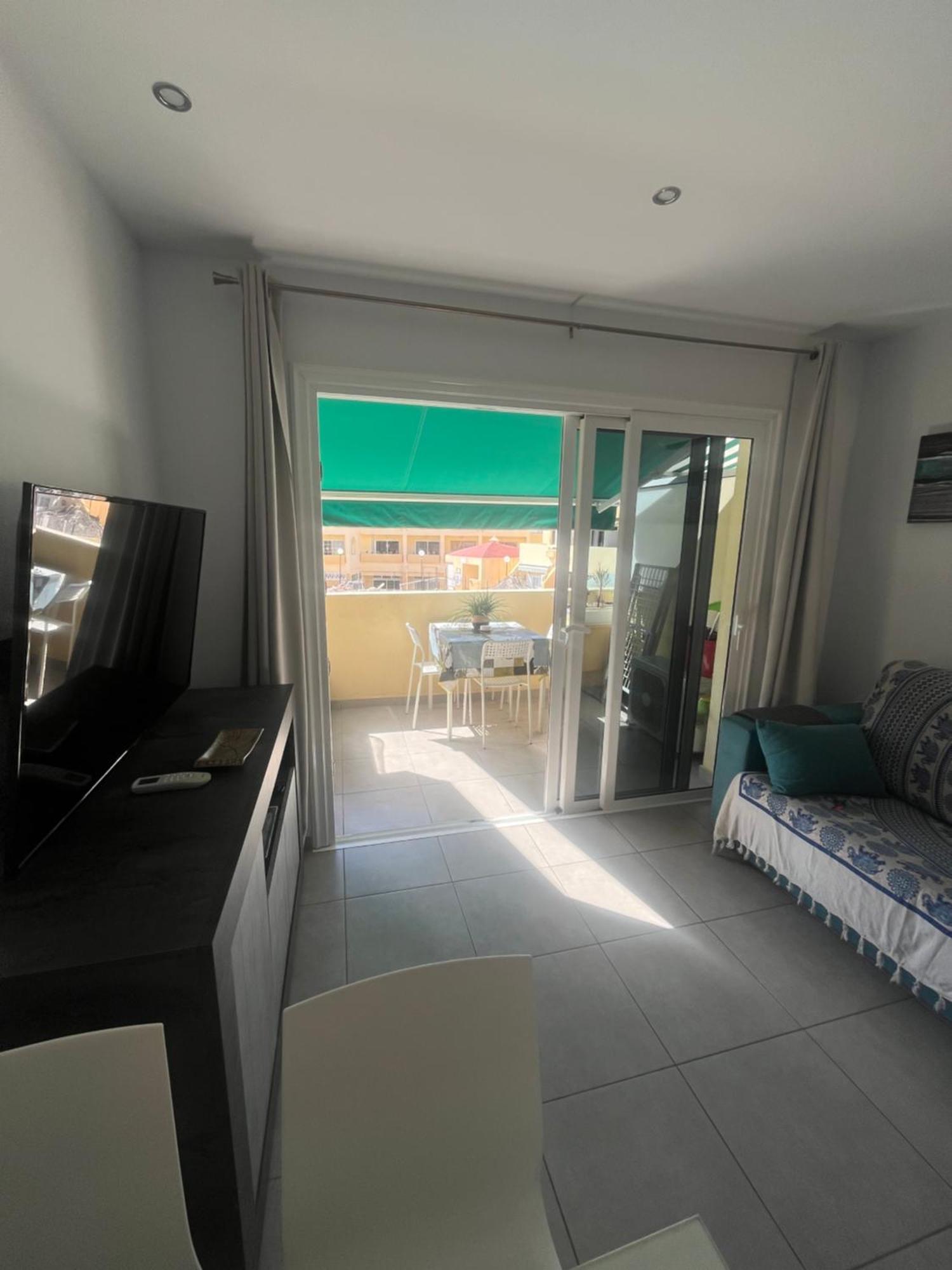 Sunny Pool View & Airco Apartament Symon Mareverde アデヘ エクステリア 写真